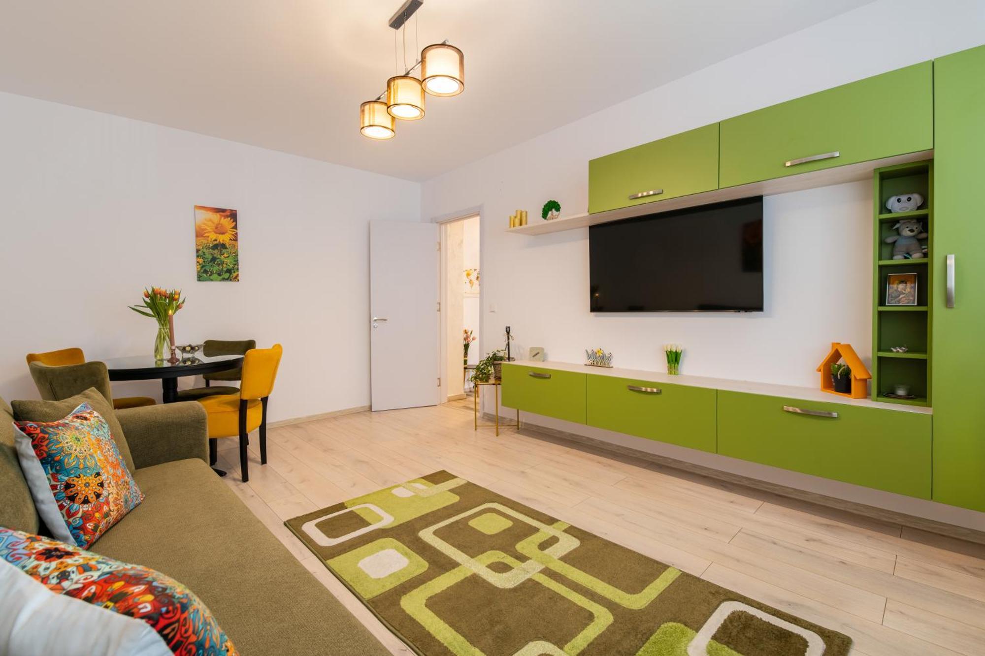 Springhome - Cozy Apartment With Balcony & Parking ブラショフ エクステリア 写真